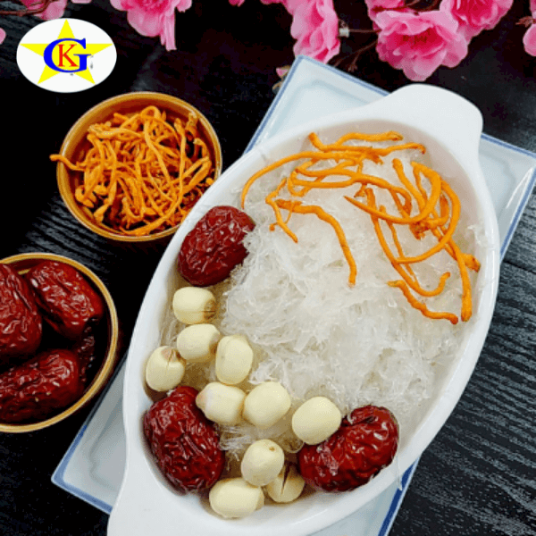 Cách chưng yến với đông trùng hạ thảo