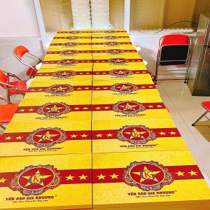 Lấy lộc đầu năm trao tay quà tặng Yến Sào Gia Khương