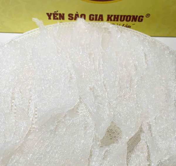 Theo mọi người đây có phải là một phần của yến tươi vụn hay không?